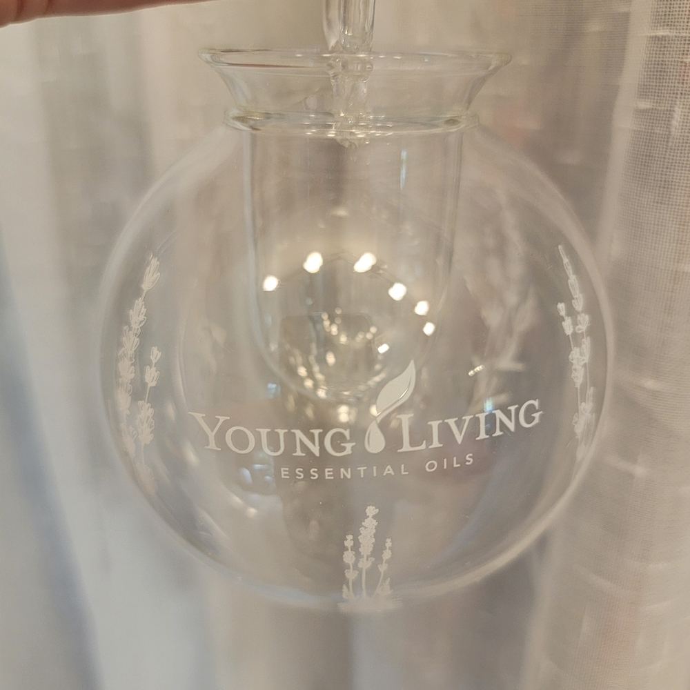 Young Living Essential Oil Diffusing Round Ornament NWT